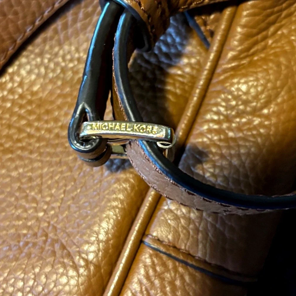 MICHAEL KORS Tan Pebble Leather Small Backpack Bag‎ Gold Hardware - Picture 5 of 11